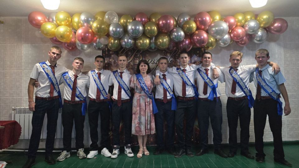 Выпускные в Новопсковском округе: Прощай, школа! Здравствуй, будущее! Выпускные в Новопсковском округе: Прощай, школа! Здравствуй, будущее!