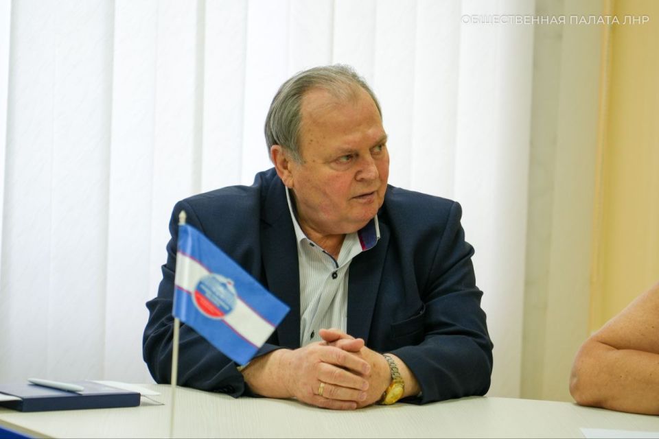28 июня в Общественной палате ЛНР состоялось пленарное заседание ОП ЛНР с участием Сенатора РФ от ЛНР Бас Ольги Евгеньевны и депутата НС ЛНР Вокаловой Лины Анатольевны 28 июня в Общественной палате ЛНР состоялось пленарное заседание ОП ЛНР с участием Сенатора РФ от ЛНР Бас Ольги Евгеньевны и депутата НС ЛНР Вокаловой Лины Анатольевны