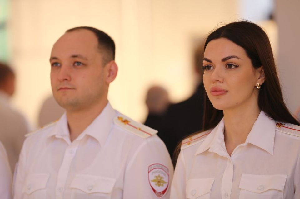 Алексей Кампф открыл инициированную региональным МВД выставку фоторабот ко Дню ветеранов боевых действий Алексей Кампф открыл инициированную региональным МВД выставку фоторабот ко Дню ветеранов боевых действий