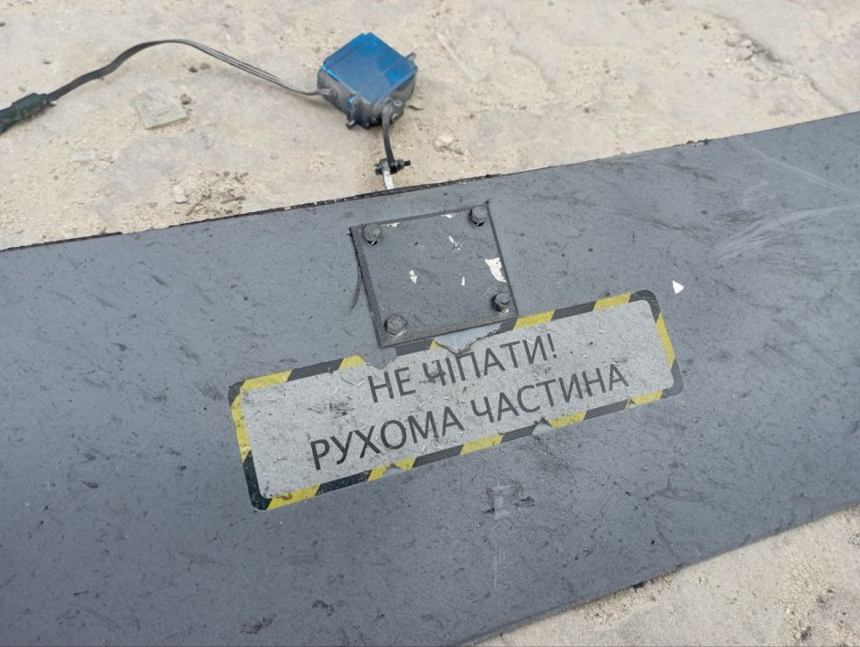 В Луганске при массированной ночной атаке дронов повреждены 11 домостроений, сообщает администрация города В Луганске при массированной ночной атаке дронов повреждены 11 домостроений, сообщает администрация города