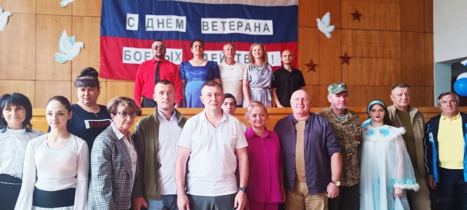 Евгений Шаталин: Принял участие в торжественном празднование Дня ветеранов боевых действий Евгений Шаталин: Принял участие в торжественном празднование Дня ветеранов боевых действий