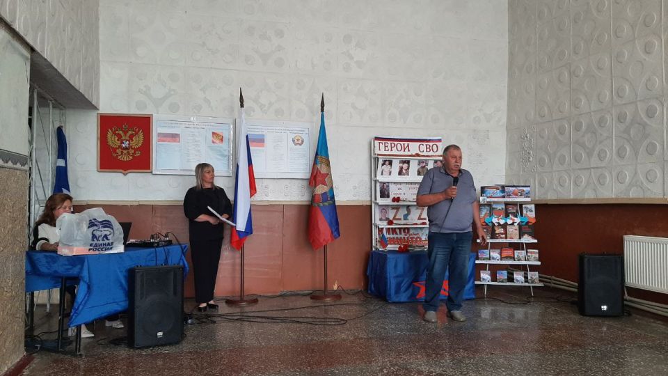 Сотрудники Благовского сельского Дома культуры совместно с сотрудниками Платоновского, Ульяновского и Грибовахского сельских клубов и Библиотеки с. Благовка провели встречу ветеранов боевых действий Сотрудники Благовского сельского Дома культуры совместно с сотрудниками Платоновского, Ульяновского и Грибовахского сельских клубов и Библиотеки с. Благовка провели встречу ветеранов боевых действий