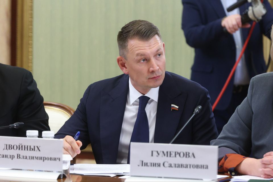 Александр Двойных: без развития мелиорации невозможно выполнить стратегические задачи по увеличению объёмов производства сельскохозяйственной продукции Александр Двойных: без развития мелиорации невозможно выполнить стратегические задачи по увеличению объёмов производства сельскохозяйственной продукции