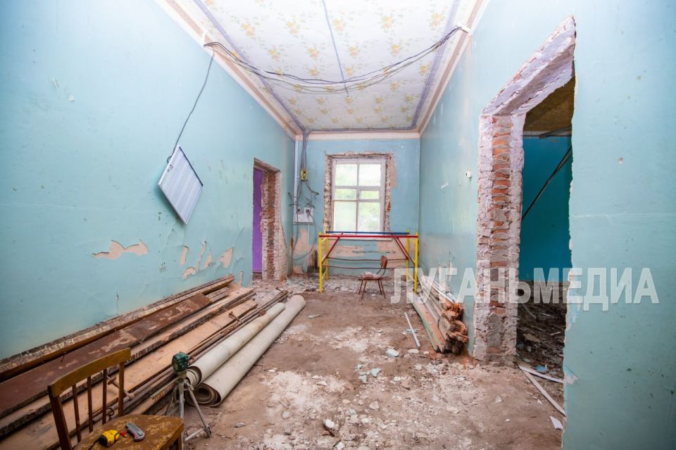 В Станице Луганской появится модельная библиотека нового поколения В Станице Луганской появится модельная библиотека нового поколения