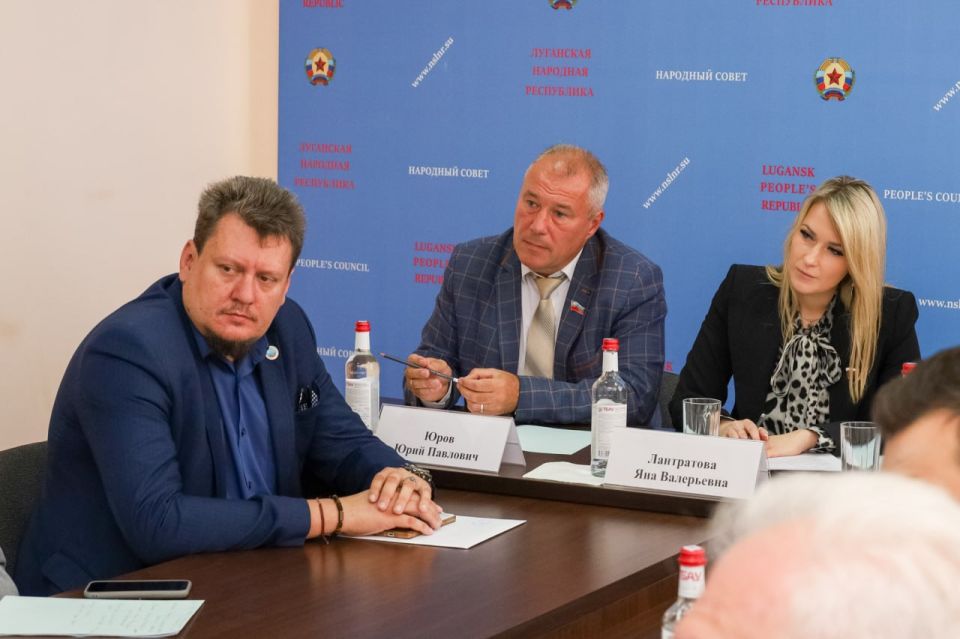 В Комитете по информационной политике обсудили методы противодействия распространению деструктивных идеологий В Комитете по информационной политике обсудили методы противодействия распространению деструктивных идеологий
