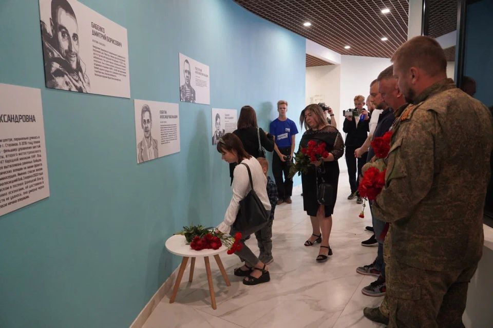 Вечная память Героям: Открытие Стены памяти героям СВО в Доме молодежи Вечная память Героям: Открытие Стены памяти героям СВО в Доме молодежи