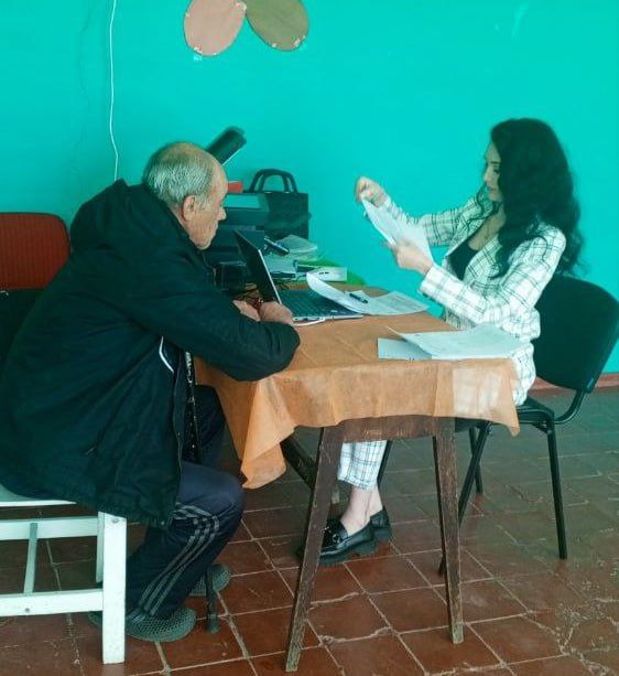 Владимир Чернев: В Старобельском округе продолжается работа в сёлах и отдалённых населённых пунктах Владимир Чернев: В Старобельском округе продолжается работа в сёлах и отдалённых населённых пунктах