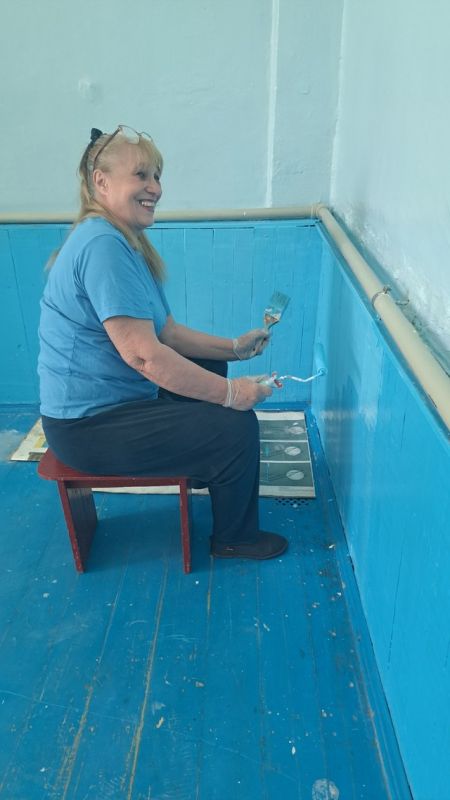В Ровеньковской школе № 5 ведется работа по подготовке к новому учебному году В Ровеньковской школе № 5 ведется работа по подготовке к новому учебному году