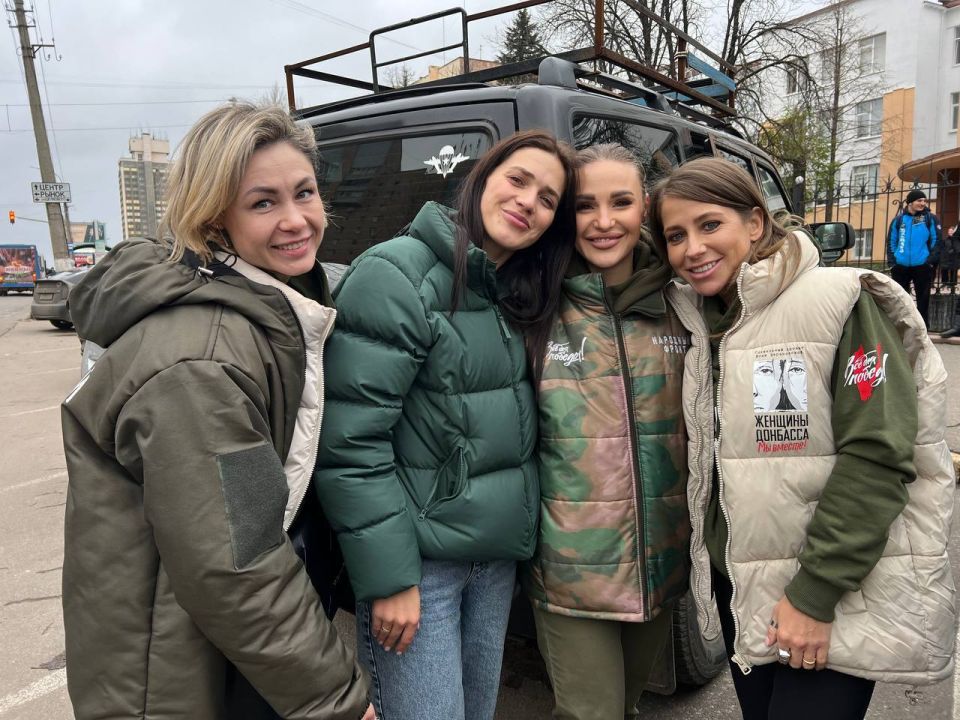 Друзья, сегодня мы отмечаем тот день, когда магия телевидения стала частью нашей жизни! Друзья, сегодня мы отмечаем тот день, когда магия телевидения стала частью нашей жизни!