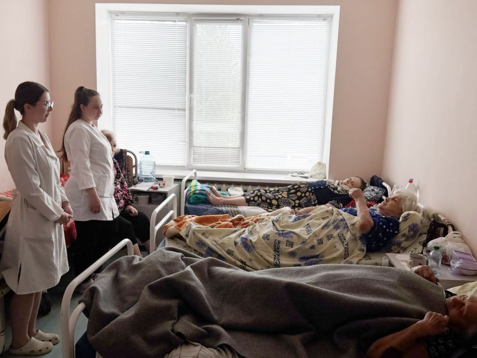 В Луганской городской больнице № 1 провели профилактические беседы с пациентами В Луганской городской больнице № 1 провели профилактические беседы с пациентами