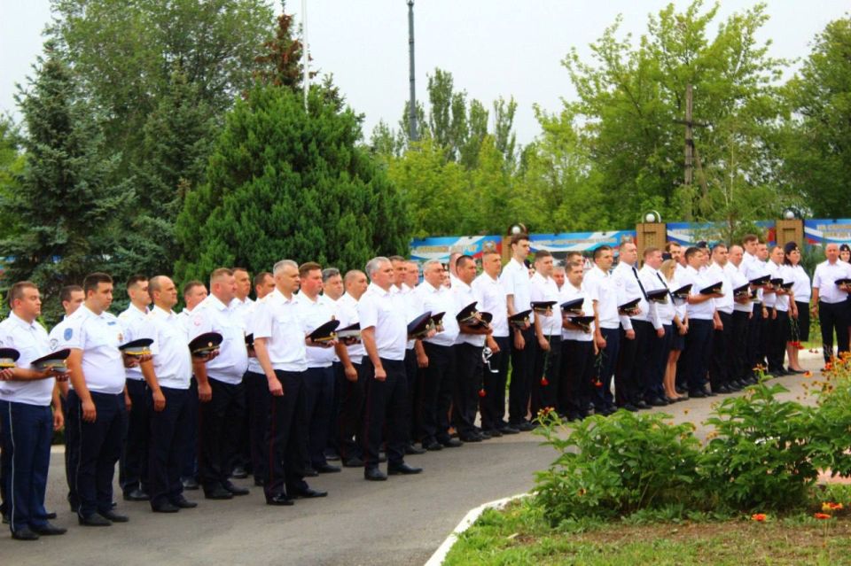 Стражи порядка на дорогах отмечают профессиональный праздник Стражи порядка на дорогах отмечают профессиональный праздник