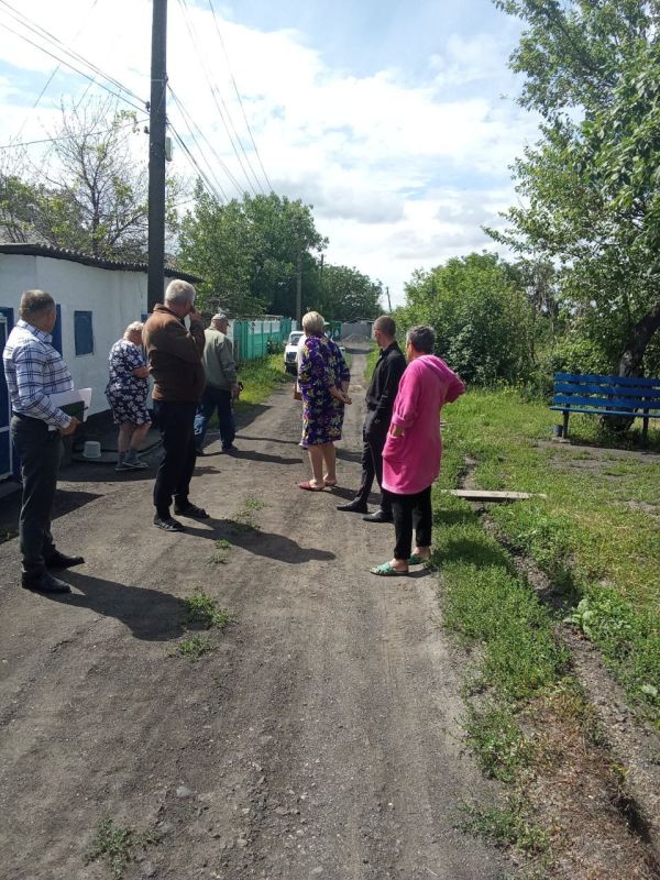 В Ровеньках принимаются меры по предотвращению подтопления в пгт В Ровеньках принимаются меры по предотвращению подтопления в пгт