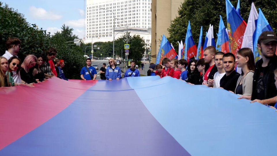 Антон Демидов: 3 июля — новый День Победы для Луганщины! Антон Демидов: 3 июля — новый День Победы для Луганщины!