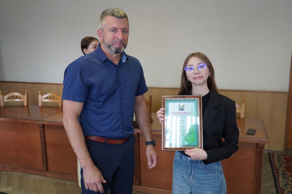 Андрей Сухачев: Заслуженные награды за активную и эффективную работу в привлечении граждан к участию во Всероссийском голосовании за объекты благоустройства в рамках федерального проекта «Формирование комфортной городской... Андрей Сухачев: Заслуженные награды за активную и эффективную работу в привлечении граждан к участию во Всероссийском голосовании за объекты благоустройства в рамках федерального проекта «Формирование комфортной городской...