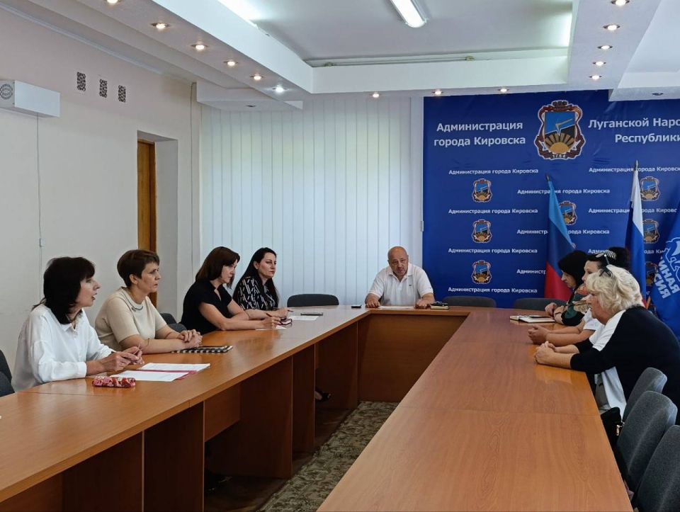 Виктория Сергеева: Прошла традиционная встреча с семьями погибших участников СВО Виктория Сергеева: Прошла традиционная встреча с семьями погибших участников СВО