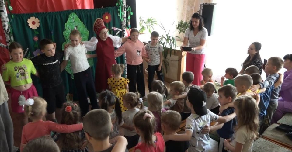Сказку — детям!. «Сказочный рейс» в Поречье Сказку — детям!. «Сказочный рейс» в Поречье