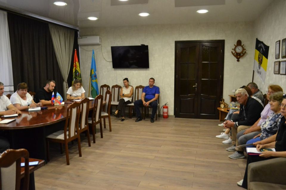 Владимир Чернев: Провел личный прием граждан: важные разъяснения по поддержке жителей, утративших жилье Владимир Чернев: Провел личный прием граждан: важные разъяснения по поддержке жителей, утративших жилье