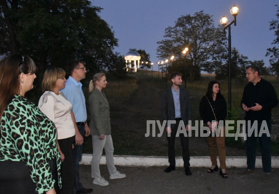 Главная достопримечательность Брянки – ротонда преобразилась Главная достопримечательность Брянки – ротонда преобразилась
