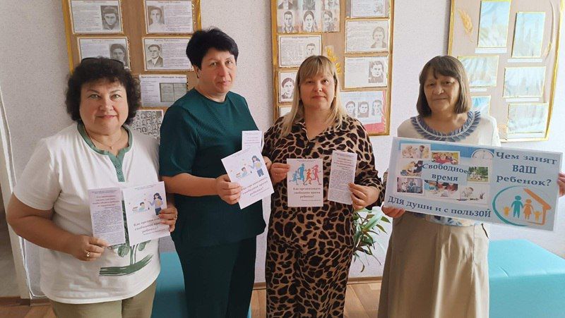 В селе Великий Суходол состоялась лекция для родителей о вреде наркомании В селе Великий Суходол состоялась лекция для родителей о вреде наркомании