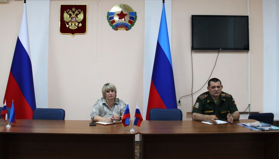 Сегодня в зале заседаний Администрации Белокуракинского муниципального округа состоялась рабочая встреча Сегодня в зале заседаний Администрации Белокуракинского муниципального округа состоялась рабочая встреча