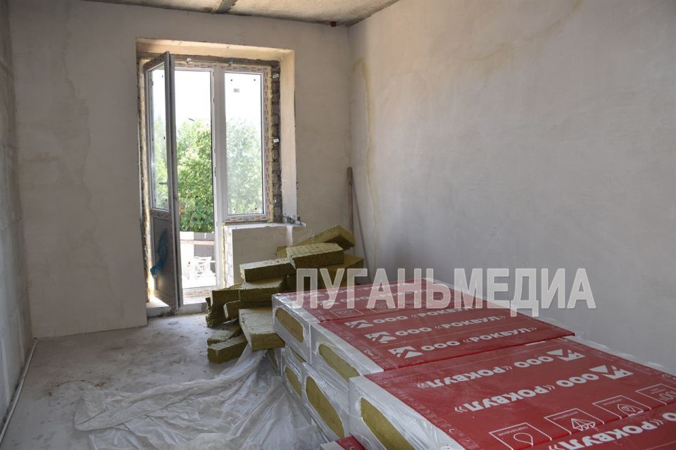 В Краснодоне реконструкция долгостроя на Микроцентр, 4 продолжается В Краснодоне реконструкция долгостроя на Микроцентр, 4 продолжается