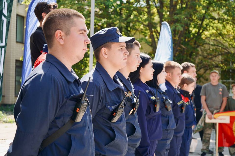 Любовь к Родине начинается с семьи Любовь к Родине начинается с семьи