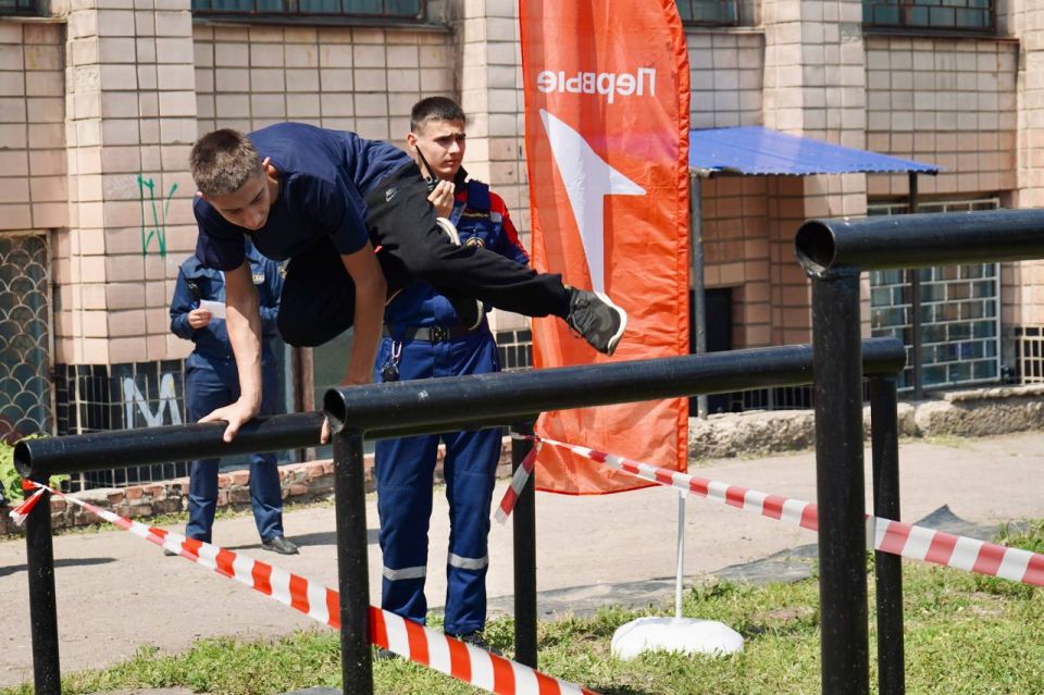 Любовь к Родине начинается с семьи Любовь к Родине начинается с семьи