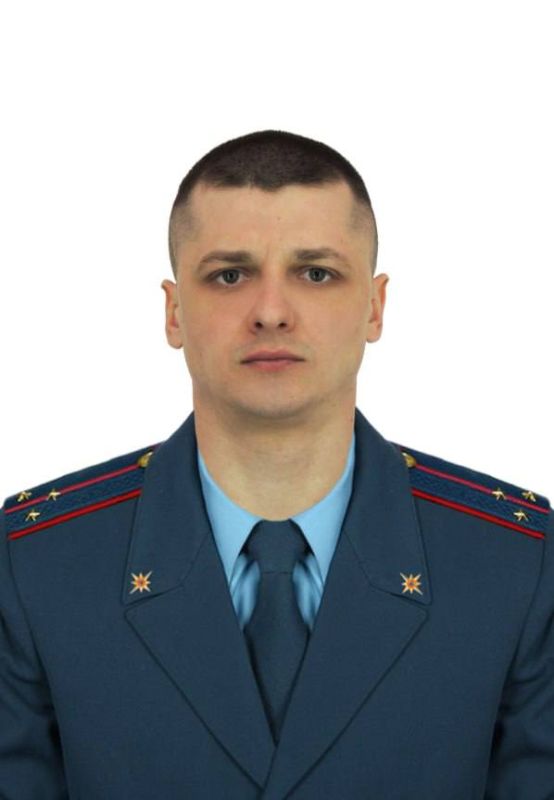 В ЛНР огнеборцы МЧС России спасли на пожаре 2-летнего малыша В ЛНР огнеборцы МЧС России спасли на пожаре 2-летнего малыша