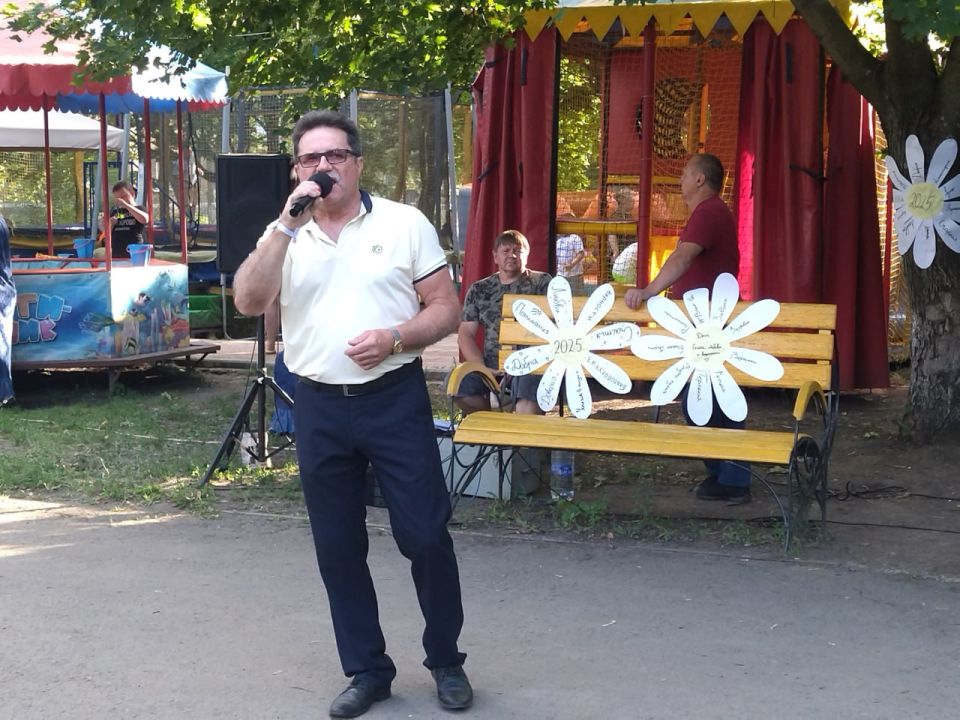 В преддверии Дня семьи, любви и верности в Суходольске состоялось яркое и душевное событие В преддверии Дня семьи, любви и верности в Суходольске состоялось яркое и душевное событие