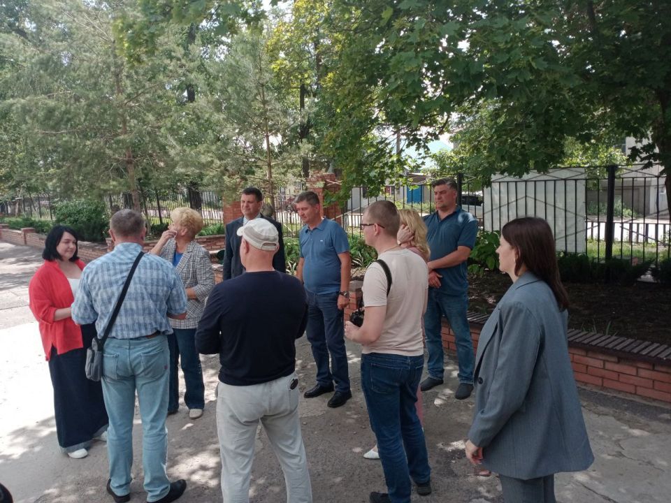 Олег Коваль: В Старобельске состоялось заседание штаба депутатского и общественного контроля капитально ремонтируемых школ! Олег Коваль: В Старобельске состоялось заседание штаба депутатского и общественного контроля капитально ремонтируемых школ!