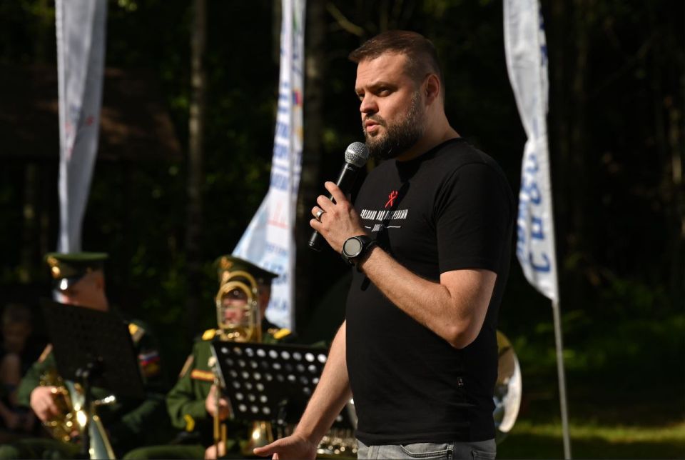 Артём Туров: В Национальном парке "Смоленском Поозерье" прошли соревнования по спортивному ориентированию памяти Героя России Александра Бичаева Артём Туров: В Национальном парке "Смоленском Поозерье" прошли соревнования по спортивному ориентированию памяти Героя России Александра Бичаева