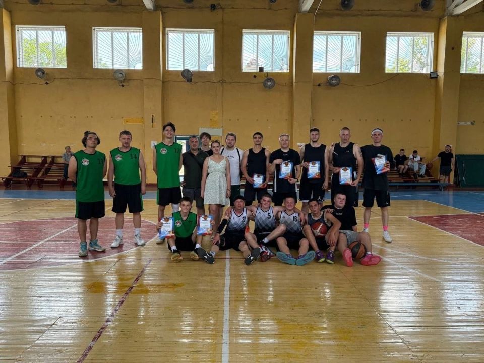 Перевальские спортсмены приняли участие в турнире по стритболу! Перевальские спортсмены приняли участие в турнире по стритболу!
