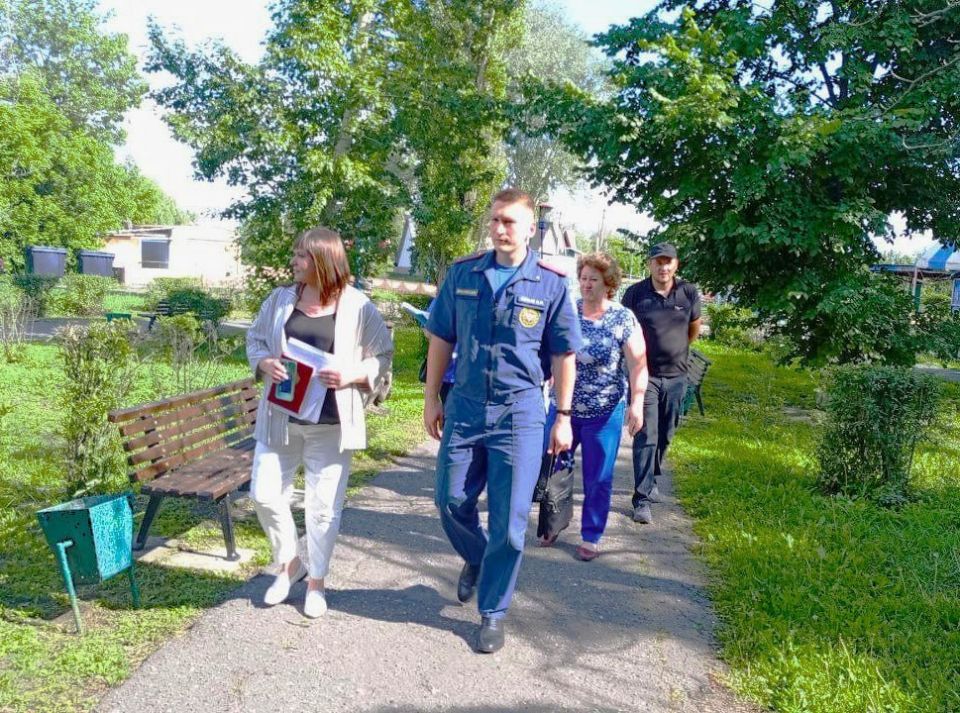 В Беловодске прошел мониторинг безопасности социально значимых объектов, мест пребывания семей с детьми в летний период В Беловодске прошел мониторинг безопасности социально значимых объектов, мест пребывания семей с детьми в летний период