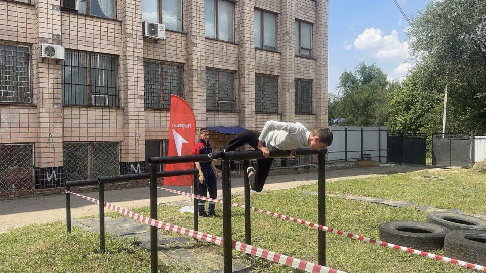 Сергей Крамаренко: Команда Славяносербского муниципального округа приняла участие в «Семейной зарнице» Сергей Крамаренко: Команда Славяносербского муниципального округа приняла участие в «Семейной зарнице»