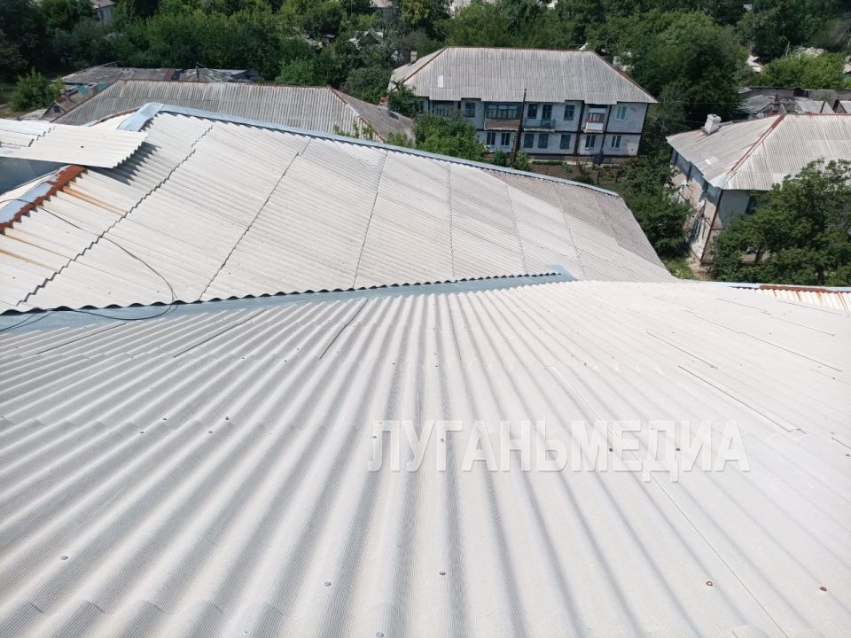 Начался ремонт кровли Дворца культуры в поселке Ясеновском Ровеньковского городского округа Начался ремонт кровли Дворца культуры в поселке Ясеновском Ровеньковского городского округа