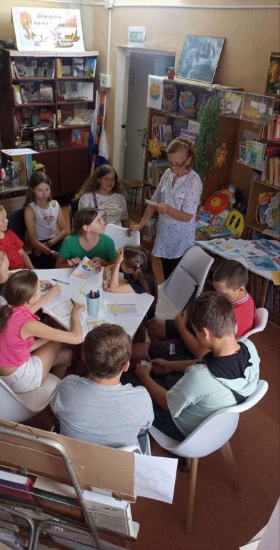 В Плахо-Петровской библиотеке проведен урок «Терроризм и безопасность человека" В Плахо-Петровской библиотеке проведен урок «Терроризм и безопасность человека"