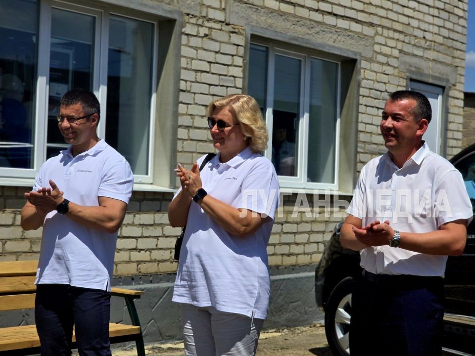 «Энергосбыт Луганск» открыл современный офис в Новопскове «Энергосбыт Луганск» открыл современный офис в Новопскове