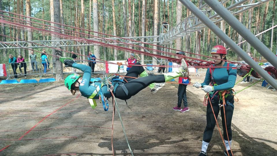 Стахановские спортсмены успешно представили ЛНР на Всероссийских соревнованиях по спортивному туризму Стахановские спортсмены успешно представили ЛНР на Всероссийских соревнованиях по спортивному туризму