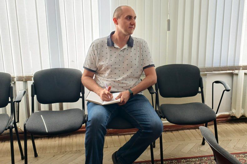 Замминистра строительства и ЖКХ Красноярского края Юрий Шестопалов прибыл с рабочим визитом в Свердловский округ Замминистра строительства и ЖКХ Красноярского края Юрий Шестопалов прибыл с рабочим визитом в Свердловский округ