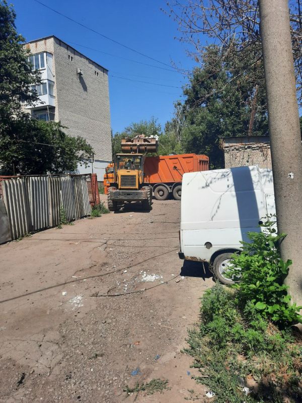Победа над мусором на улице Капанелли! Победа над мусором на улице Капанелли!