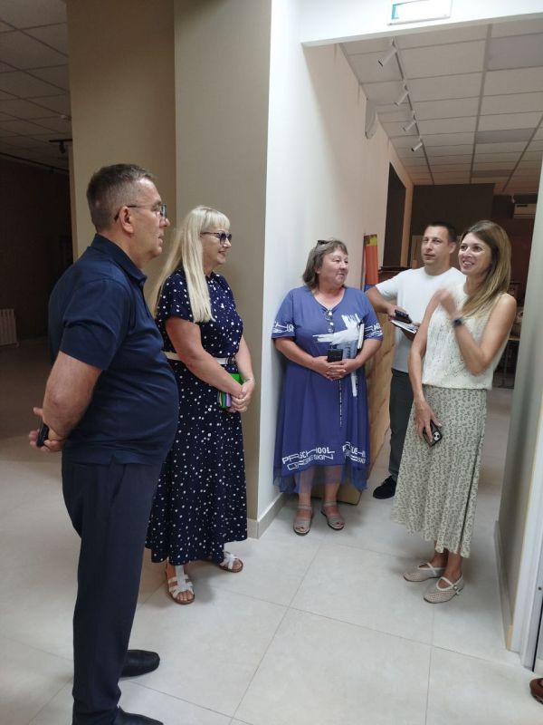 В Перевальском музее прошло рабочее совещание по созданию новых экспозиций В Перевальском музее прошло рабочее совещание по созданию новых экспозиций