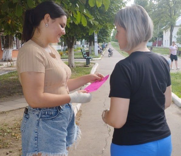 Библиотеки Славяносербщины провели Всероссийская уличная акция #ДарюТепло Библиотеки Славяносербщины провели Всероссийская уличная акция #ДарюТепло