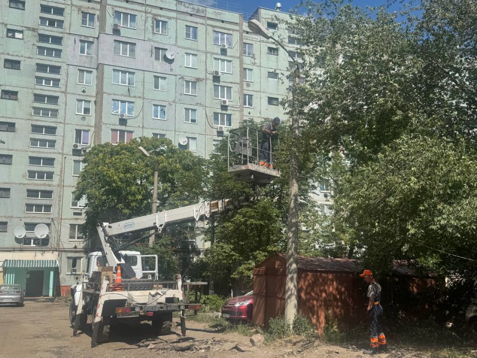 Сергей Козенко: В Краснодоне продолжаются работы по благоустройству Сергей Козенко: В Краснодоне продолжаются работы по благоустройству