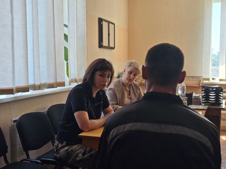 Анна Сорока: Уполномоченный по правам человека в ЛНР проверила условия содержания осужденных в исправительной колонии №5 Анна Сорока: Уполномоченный по правам человека в ЛНР проверила условия содержания осужденных в исправительной колонии №5