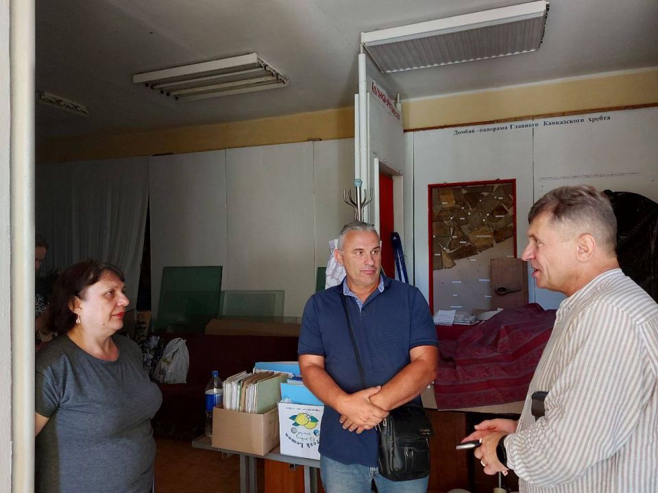 Роман Лысенко: Сегодня посетил Алчевский городской исторический музей, который сейчас закрыт на реконструкцию Роман Лысенко: Сегодня посетил Алчевский городской исторический музей, который сейчас закрыт на реконструкцию