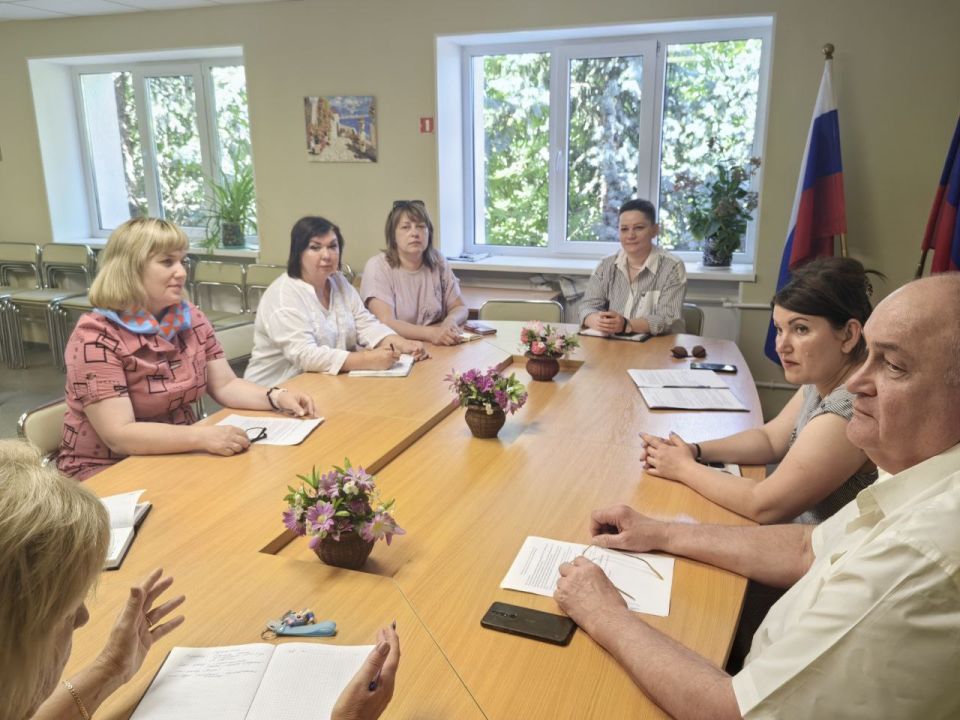 Всероссийская неделя правовой помощи по вопросам защиты интересов семьи на территории Луганской Народной Республики Всероссийская неделя правовой помощи по вопросам защиты интересов семьи на территории Луганской Народной Республики