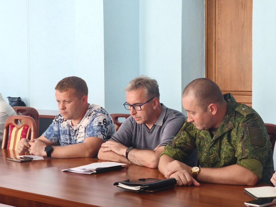 Сергей Козенко: Сегодня в Администрации провели заседание комиссии по предупреждению и ликвидации чрезвычайных ситуаций и обеспечению пожарной безопасности Сергей Козенко: Сегодня в Администрации провели заседание комиссии по предупреждению и ликвидации чрезвычайных ситуаций и обеспечению пожарной безопасности