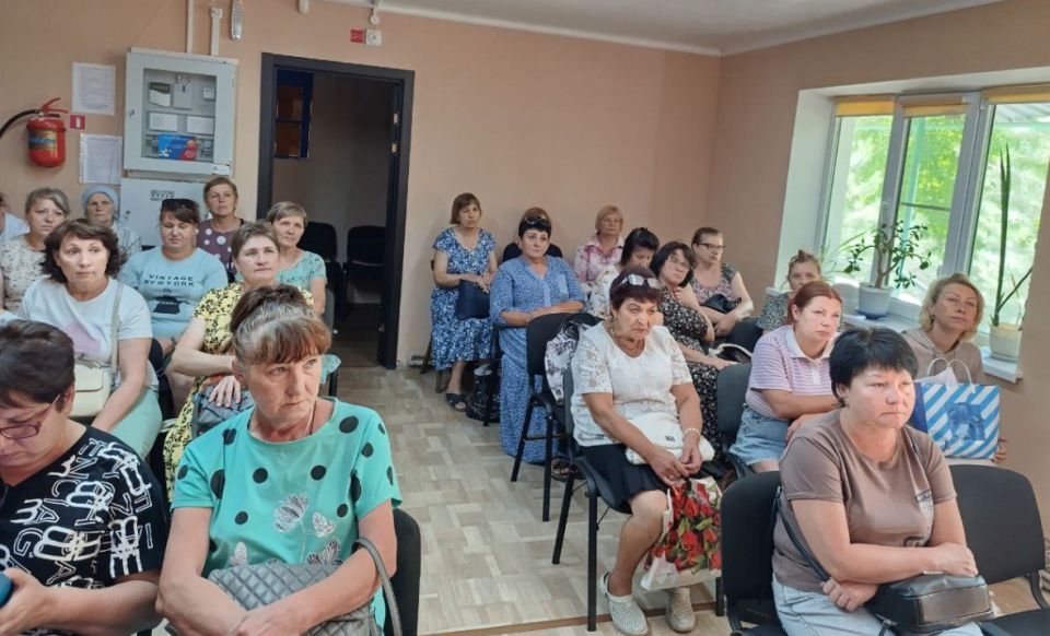 9 июля 2025 года, в рамках проведения «Всероссийской недели правовой помощи по вопросам защиты интересов семьи», территориальным отделением ГКУ «РЦЗН ЛНР» в г. Брянке были проведены два мероприятия 9 июля 2025 года, в рамках проведения «Всероссийской недели правовой помощи по вопросам защиты интересов семьи», территориальным отделением ГКУ «РЦЗН ЛНР» в г. Брянке были проведены два мероприятия