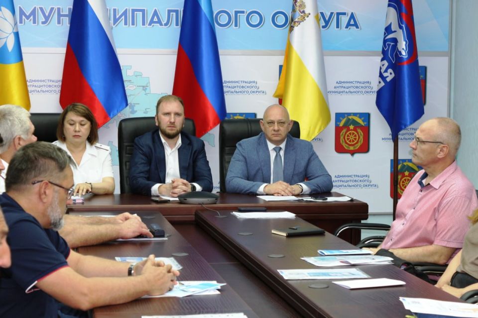 Администрация Антрацитовского МО и бизнес-уполномоченный Ставропольского края расширили взаимодействие в целях оказания практической помощи бизнесу Администрация Антрацитовского МО и бизнес-уполномоченный Ставропольского края расширили взаимодействие в целях оказания практической помощи бизнесу