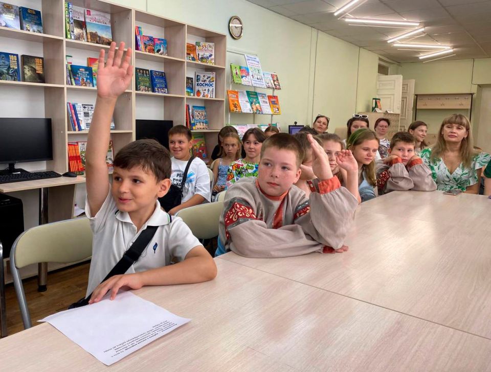 В Центральной библиотеке МБУ "АГЦБС" в формате телемоста состоялся фольклорный праздник, подготовленный МКУК "Ипатовская ЦБС" В Центральной библиотеке МБУ "АГЦБС" в формате телемоста состоялся фольклорный праздник, подготовленный МКУК "Ипатовская ЦБС"